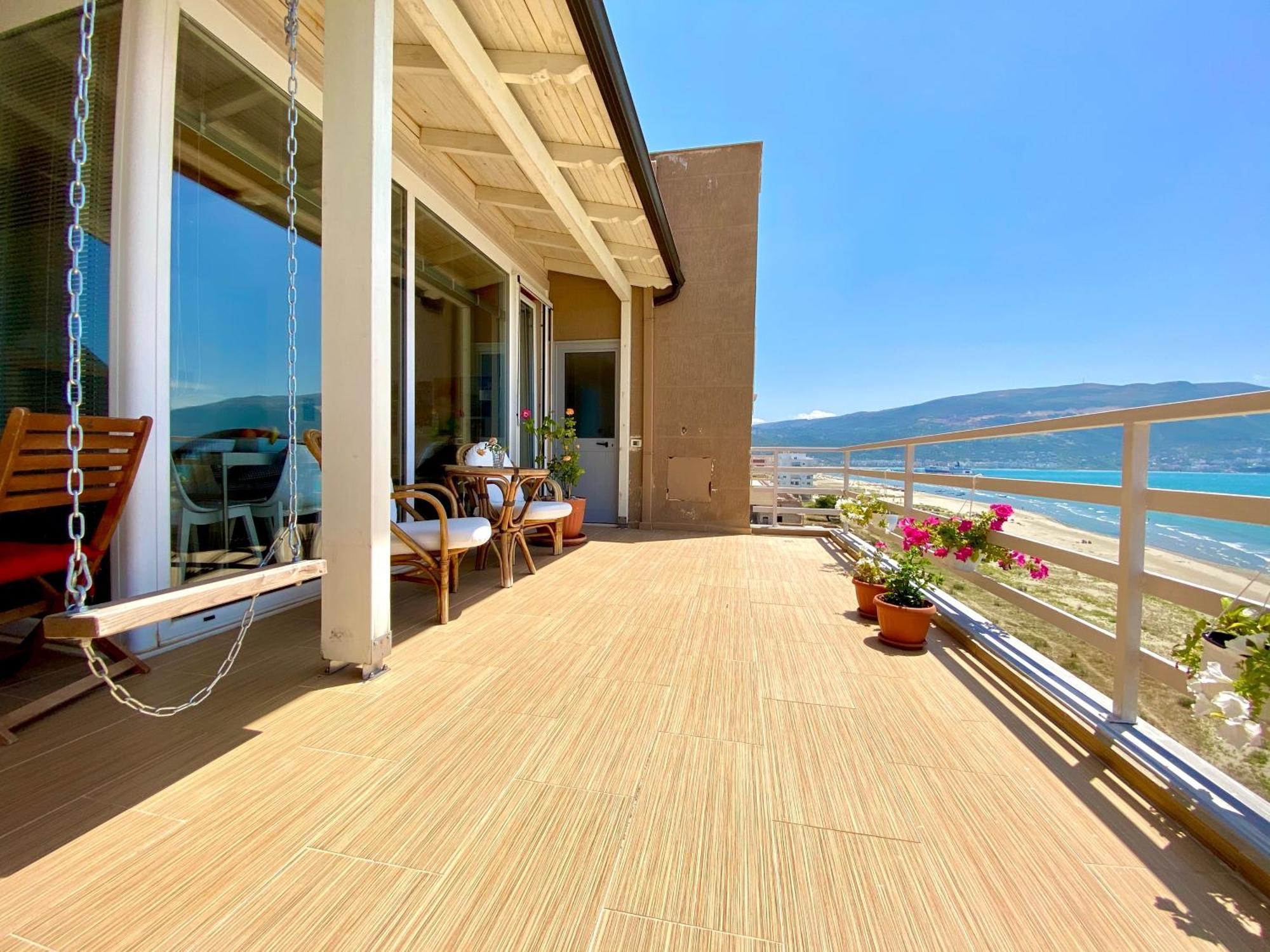 Eka Luxury Two-Bedroom Seaview Apartment Vlorë Exterior foto